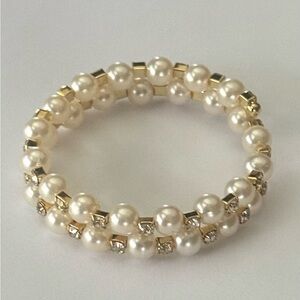 New Elegant Faux Pearl and Gold Rhinestone Spacer Memory Wrap Bracelet